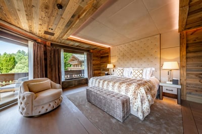 Luxury Villa Photo #26