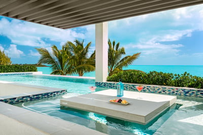 Luxury Villa Photo #9