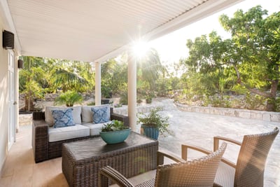 Luxury Villa Photo #9