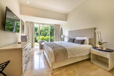 Luxury Villa Photo #23