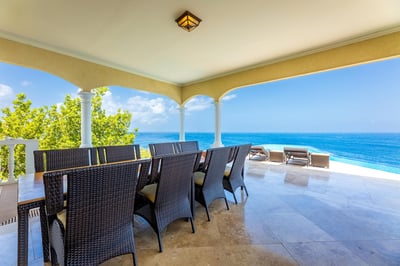 Luxury Villa Photo #11