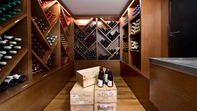 Luxury Villa Photo #18