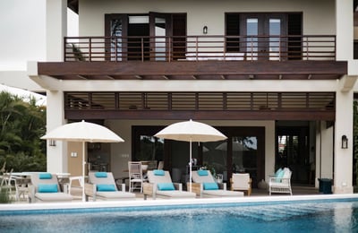 Luxury Villa Photo #2