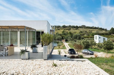 Luxury Villa Photo #9