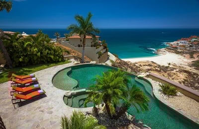 Luxury Villa Photo #11