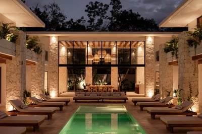 Luxury Villa Photo #3