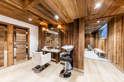 Luxury Villa Photo #16