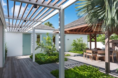 Luxury Villa Photo #13