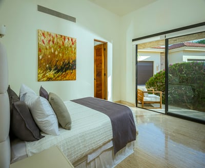 Luxury Villa Photo #28