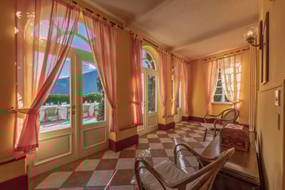 Luxury Villa Photo #9