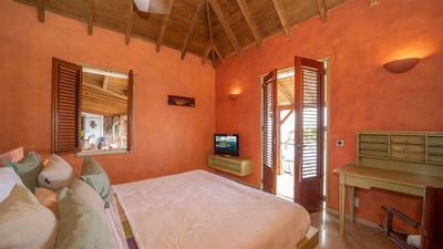 Luxury Villa Photo #41