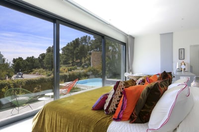 Luxury Villa Photo #20