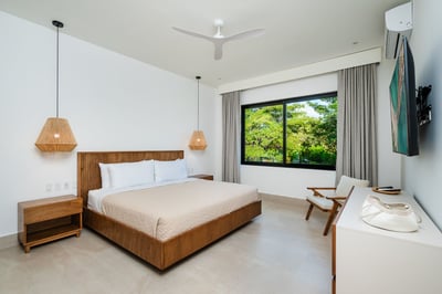 Luxury Villa Photo #37