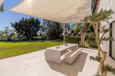 Luxury Villa Photo #9