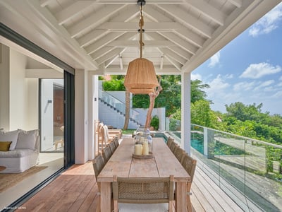 Luxury Villa Photo #9