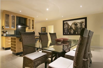 Luxury Villa Photo #10