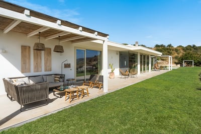 Luxury Villa Photo #21