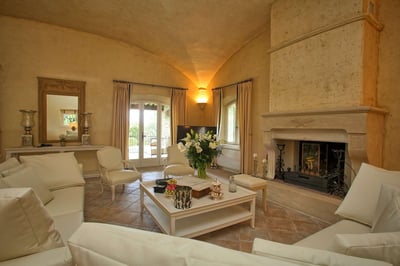 Luxury Villa Photo #13