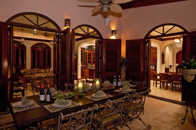 Luxury Villa Photo #25