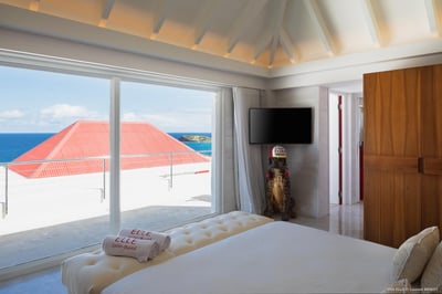 Luxury Villa Photo #40
