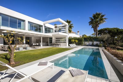 Luxury Villa Photo #5