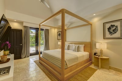 Villa Londali – Brand New Estate 10 Bedrooms