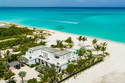 Luxury Villa Photo #5