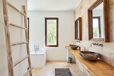 Luxury Villa Photo #26