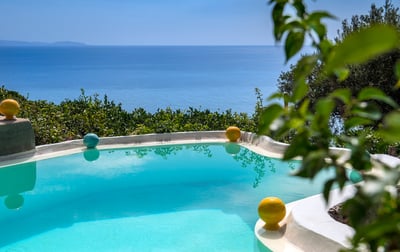 Luxury Villa Photo #3
