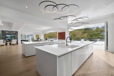 Luxury Villa Photo #22