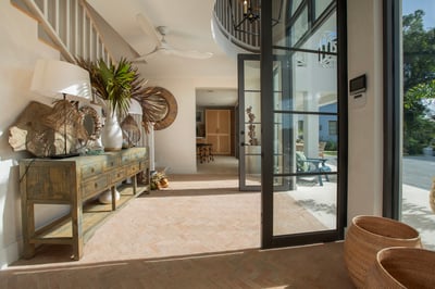 Luxury Villa Photo #22