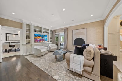 Luxury Villa Photo #13