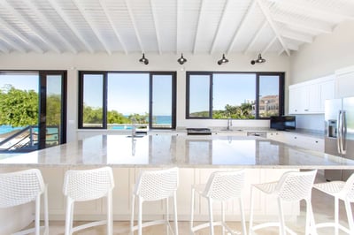 Luxury Villa Photo #17