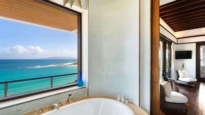 Luxury Villa Photo #39