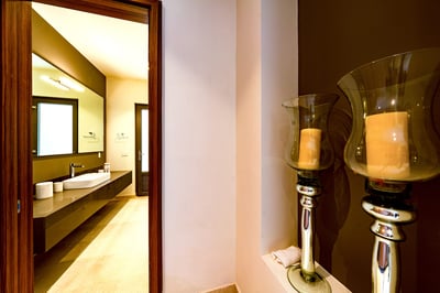 Luxury Villa Photo #40