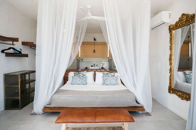 Luxury Villa Photo #31