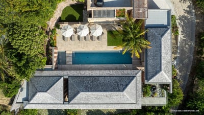 Luxury Villa Photo #12