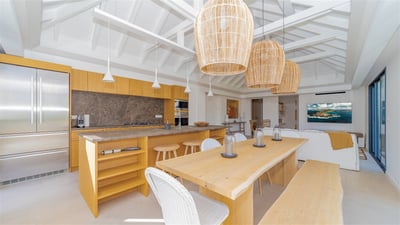 Luxury Villa Photo #29