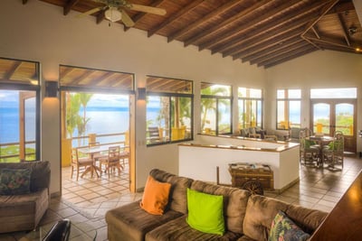 Luxury Villa Photo #10