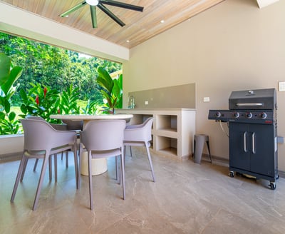 Luxury Villa Photo #15