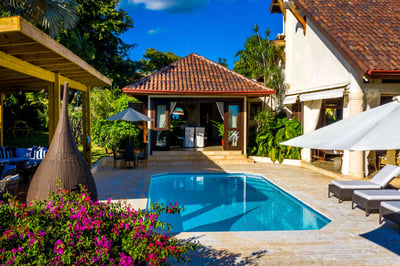 Luxury Villa Photo #4