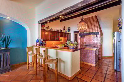 Luxury Villa Photo #12