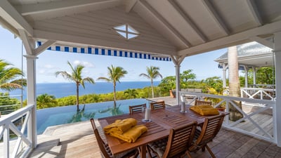 Luxury Villa Photo #12