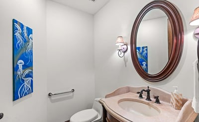 Luxury Villa Photo #17