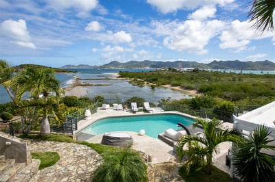 Luxury Villa Photo #8