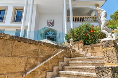 Luxury Villa Photo #14