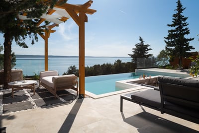 Luxury Villa Photo #16