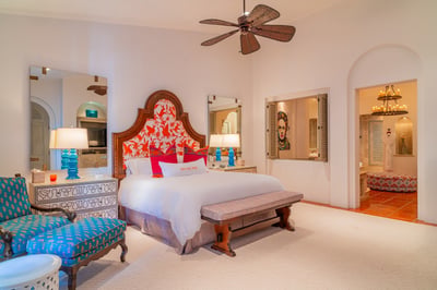 Luxury Villa Photo #47
