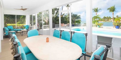 Luxury Villa Photo #13