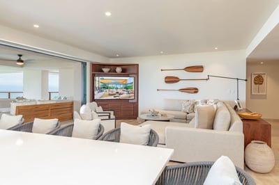 Luxury Villa Photo #23